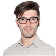 Laureato in lingue e culture straniere